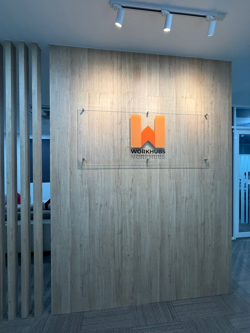 WORKHUBS coworking space