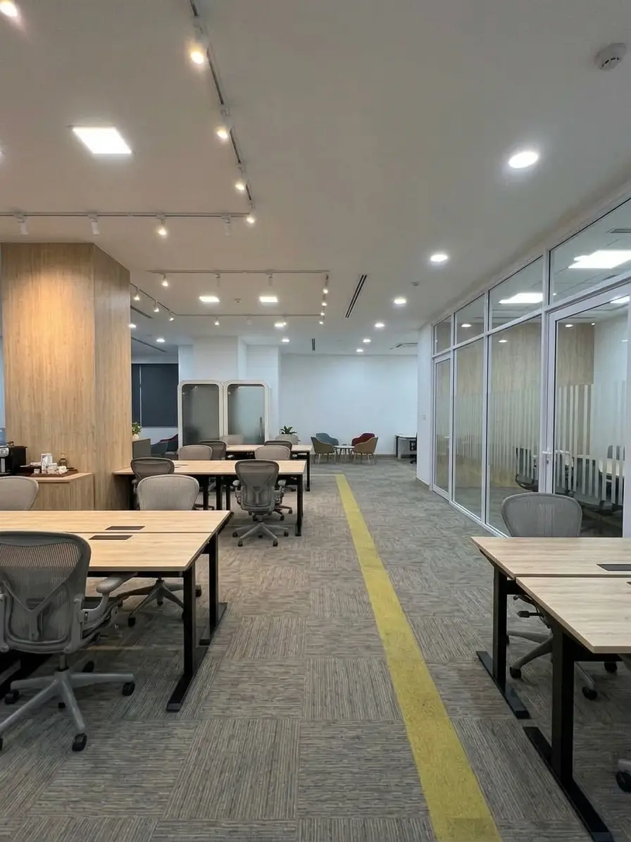 WORKHUBS interior
